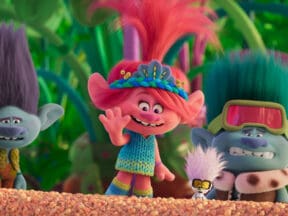 Trolls Band Together